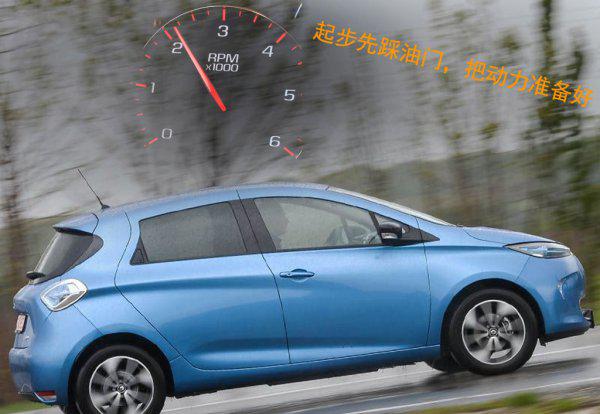 手动挡上坡起步绝不会熄火的办法