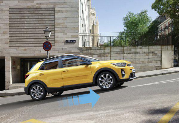 手动挡上坡起步绝不会熄火的办法