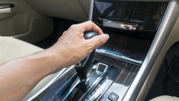 自动驻车是什么意思