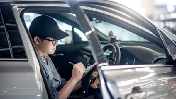 买新能源纯电动汽车划算吗