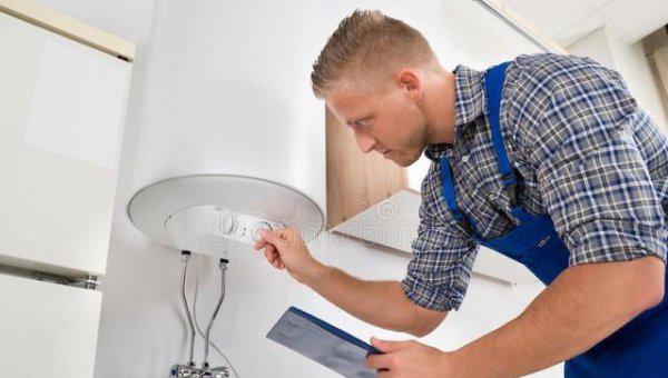 农村洗澡装太阳能还是热水器好