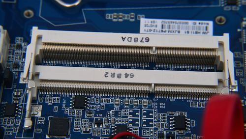 单条16g和双条8g哪个好