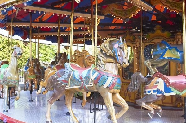 南京欢乐谷有什么游乐项目