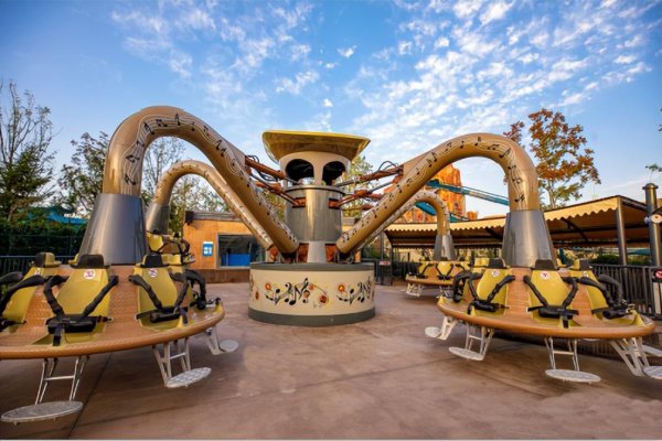 南京欢乐谷有什么游乐项目