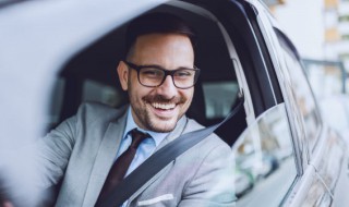 冬天怎么防止车里静电 冬天如何防止车里静电