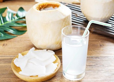 椰子果肉直接吃 椰子果肉能直接吃吗
