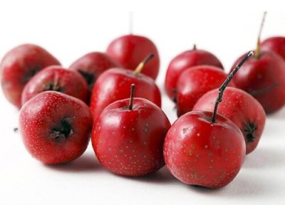 新鲜山楂的功效与作用 新鲜山楂的功效与作用及食用方法