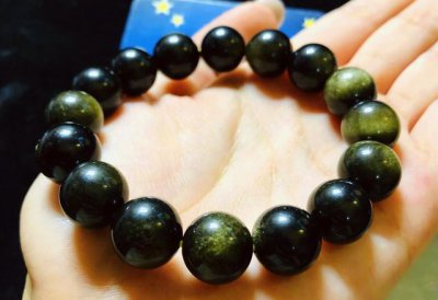 金曜石和黑曜石哪个好 金曜石和黑曜石功效区别