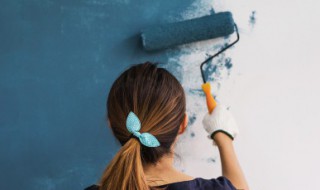 墙布上面再贴一层可以吗 在墙布上面再贴一层适合吗