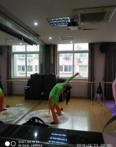 五六十岁的女人练瑜伽好不好 中年女人练瑜伽的利弊