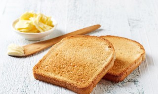 烤吐司用什么油好吃呢 烤吐司用哪种油好吃呢