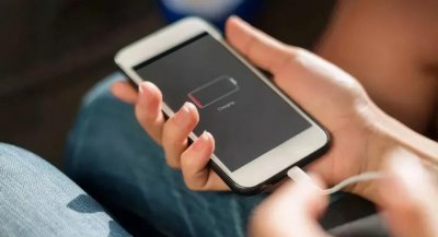 手机充不上电的小妙招 手机充不进电的原因和解决方法