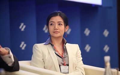 李颖中国最美女富豪 被称为女版巴菲特的李颖到底有多厉害