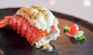 怎样挑选优质的南非龙虾 挑选优质的南非龙虾的方法