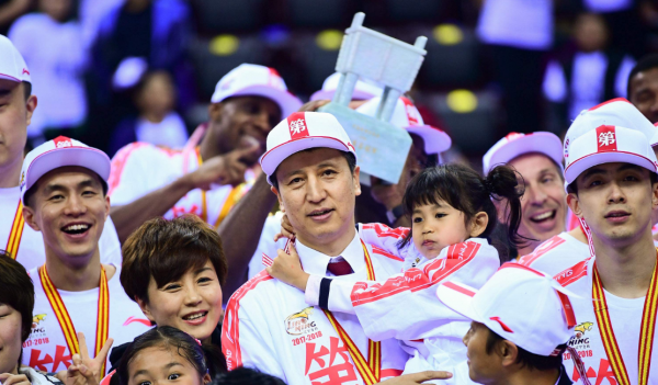 郭士强和郭艾伦啥关系