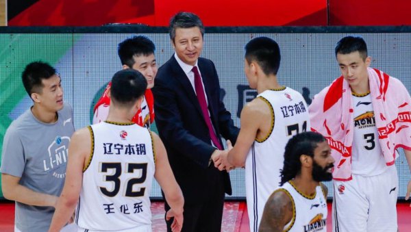 郭士强和郭艾伦啥关系