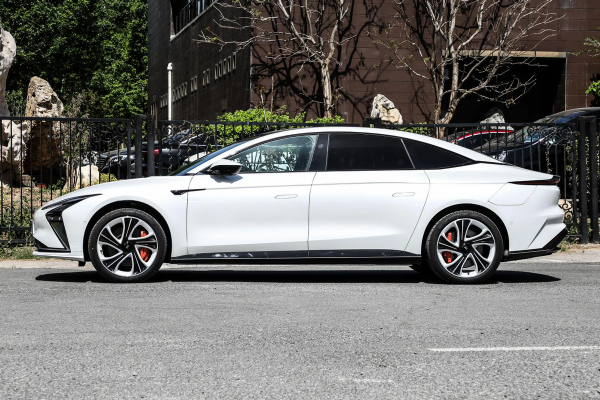 智己l7是哪个公司的车