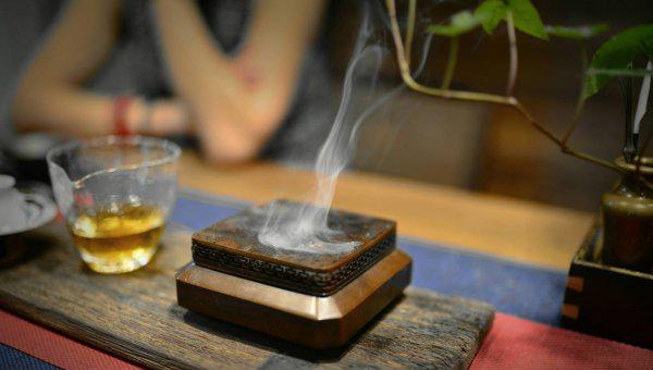 隔夜的茶叶还可以继续冲水吗