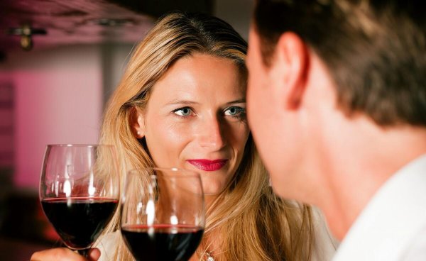 男人网上聊暧昧的原因