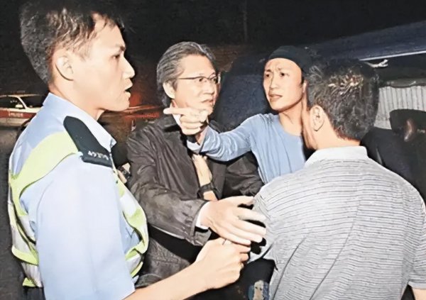 郑中基的家世有多强大