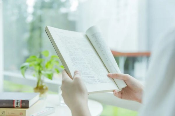 初中生读职校哪个专业好