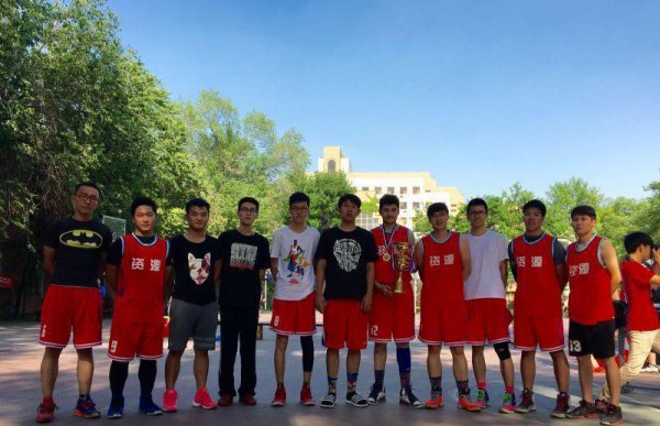 男人长多高才不算矮