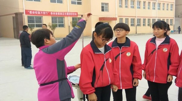 男人长多高才不算矮