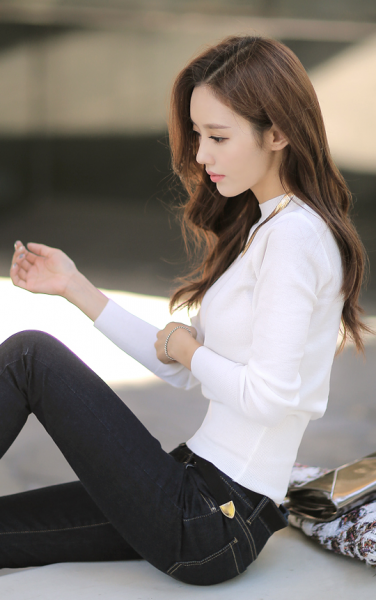 晚上怎么开口找女生聊天