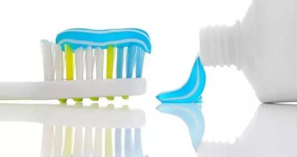 枕芯发黄简单有效的清洗方法