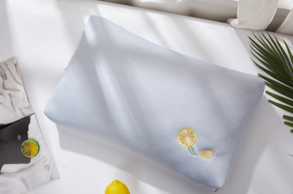 枕芯发黄简单有效的清洗方法