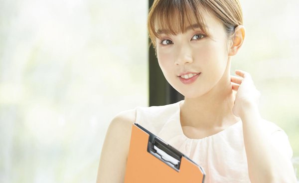 女生回消息慢说明什么