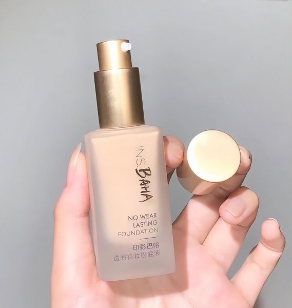 dw粉底液适合什么皮肤