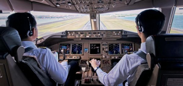 航空机长一般是什么学历