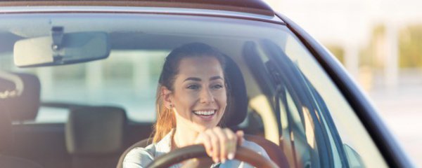 怎么判断车身直不直