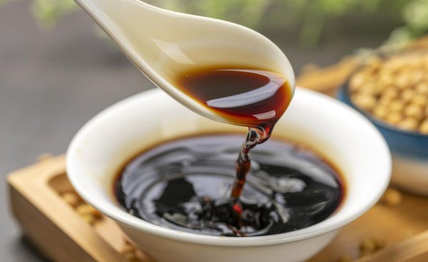 蒸鱼豉油是蒸前放还是蒸后放