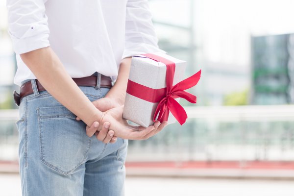 把女朋友惹生气了该怎么哄