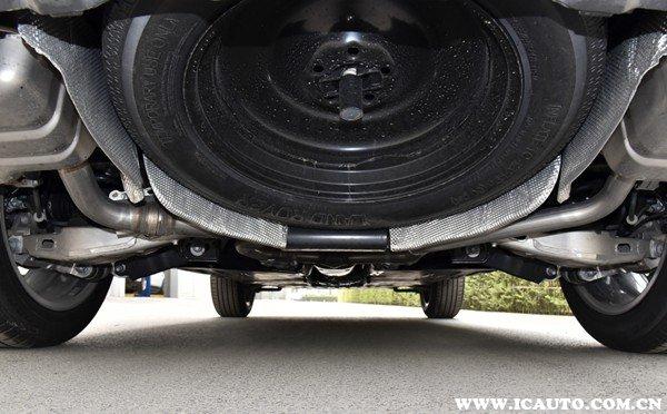 路虎发现运动版为什么便宜