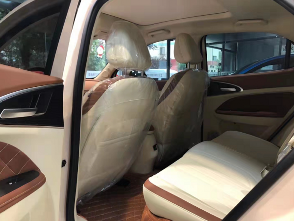 一个感叹号是什么牌子车