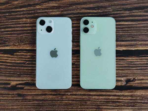 苹果13pro是双卡双待吗