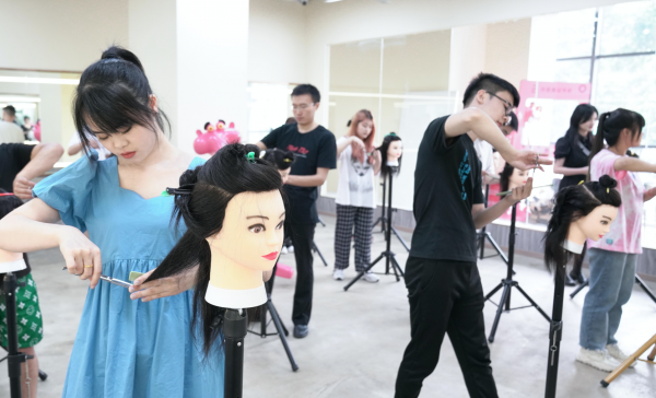 没有学历学什么技术前景好