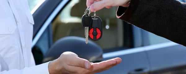 买二手车不过户谁吃亏