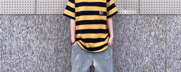 裤头发黄怎么洗掉