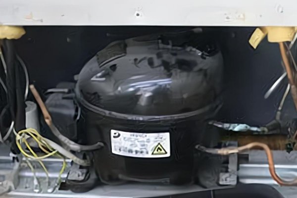 冰箱侧面烫手有危险吗