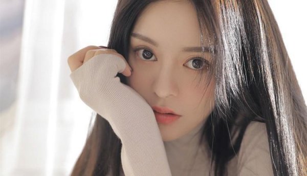 假单纯的女生的特征