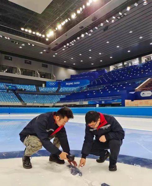 花样滑冰不冷吗