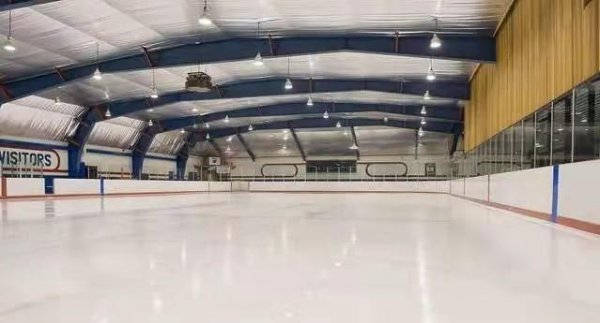 花样滑冰不冷吗