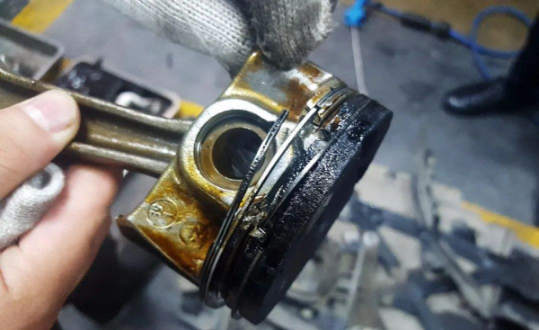 烧机油是什么意思