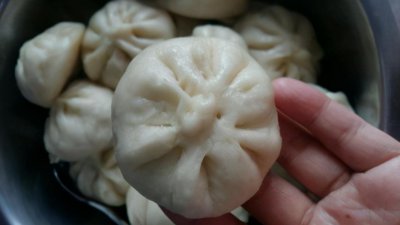 蒸包子为啥一掀锅就塌陷 蒸包子开锅就塌陷怎么回事
