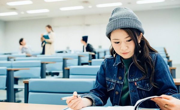 英语四级考试多少分才通过