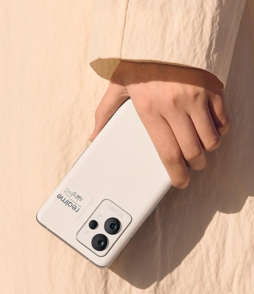 realmegt2和gt2pro区别